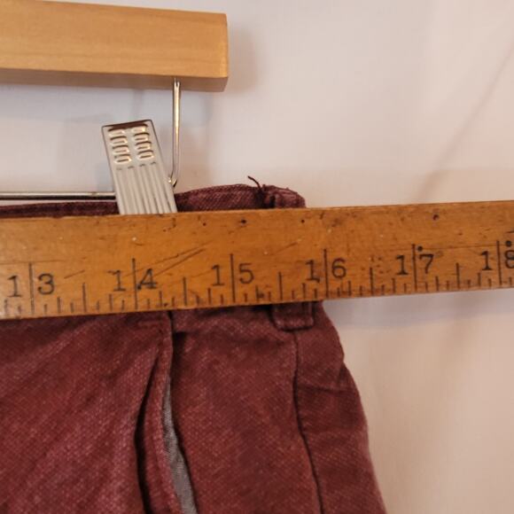 Bullhead Denim- Burgundy Red in color- size 32x32 - Picture 4 of 8